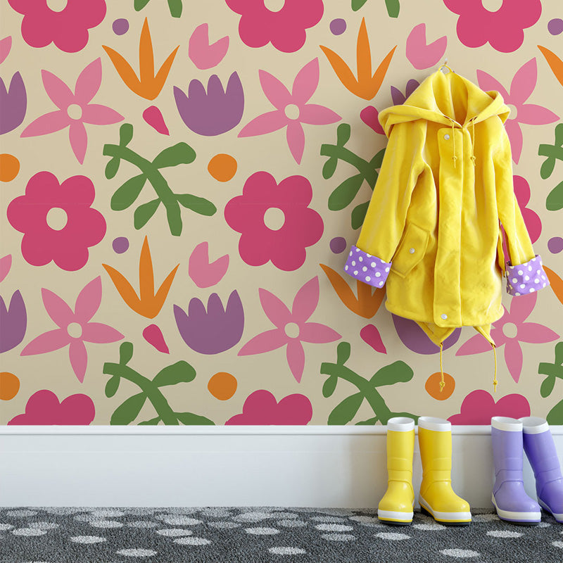 Joyful Garden Floral Wallpaper – Playful Botanical Design