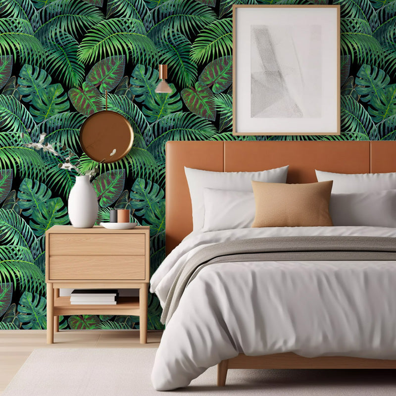 Midnight Tropics – Botanical Wallpaper in Dark Tones