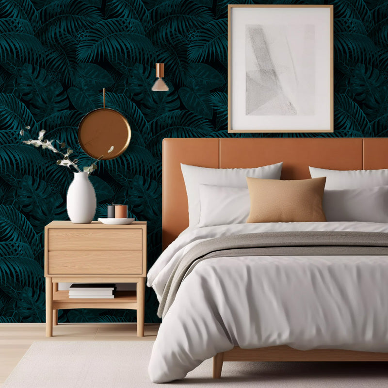 Midnight Tropics – Botanical Wallpaper in Dark Tones