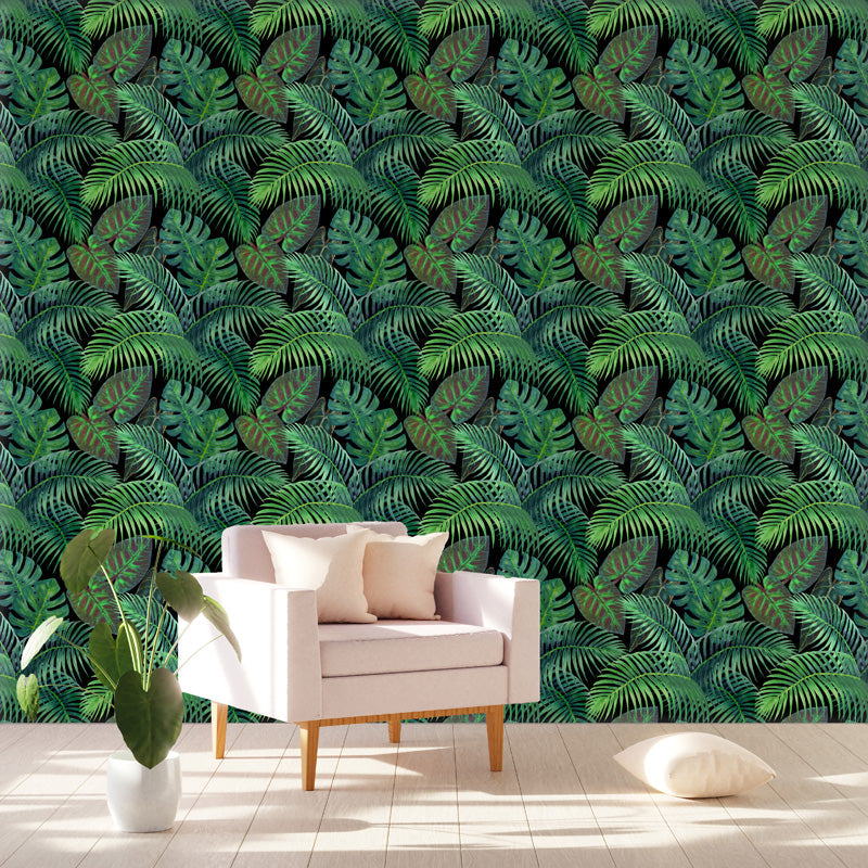 Midnight Tropics – Botanical Wallpaper in Dark Tones
