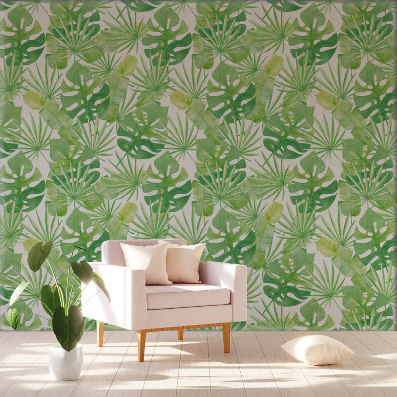 Palm Breeze – Tropical Botanical Wallpaper in Soft Green