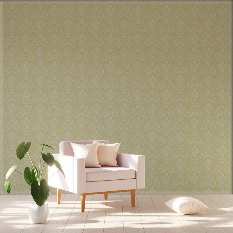 Heritage Medallion Damask – Classic Wallpaper in Rich Tones