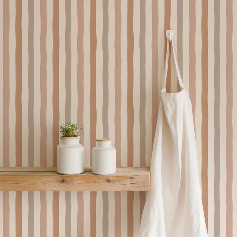 Soft Wavy Stripes – Wallpaper in Multi Colours
