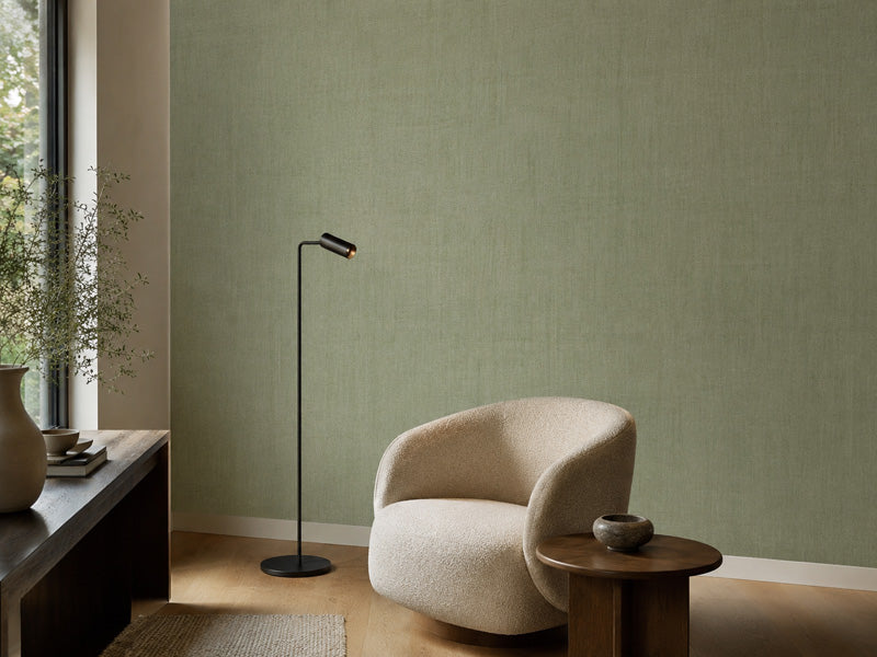 Irodori Linen Wallpaper Roll, close-up of the handmade Japanese wallcovering texture (view 3)