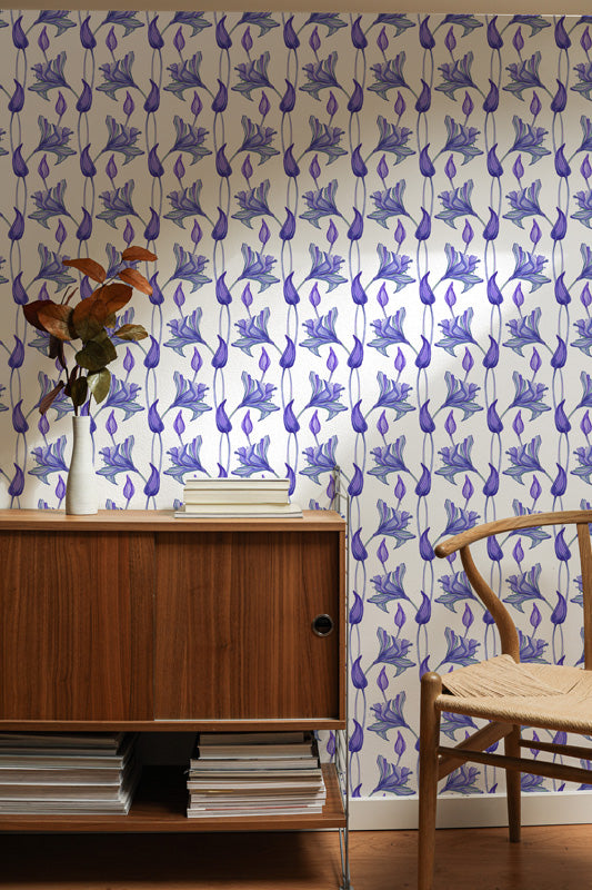 Petal Rhythm – Floral Wallpaper in Pink & Purple