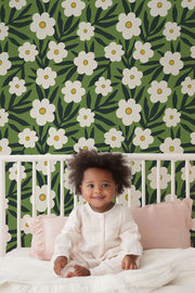 Daisy Meadow Floral Wallpaper – Fresh Botanical Design